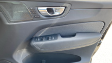 Volvo XC60 2.0 B5P Plus Black Edition 5dr AWD Geartronic Petrol Estate